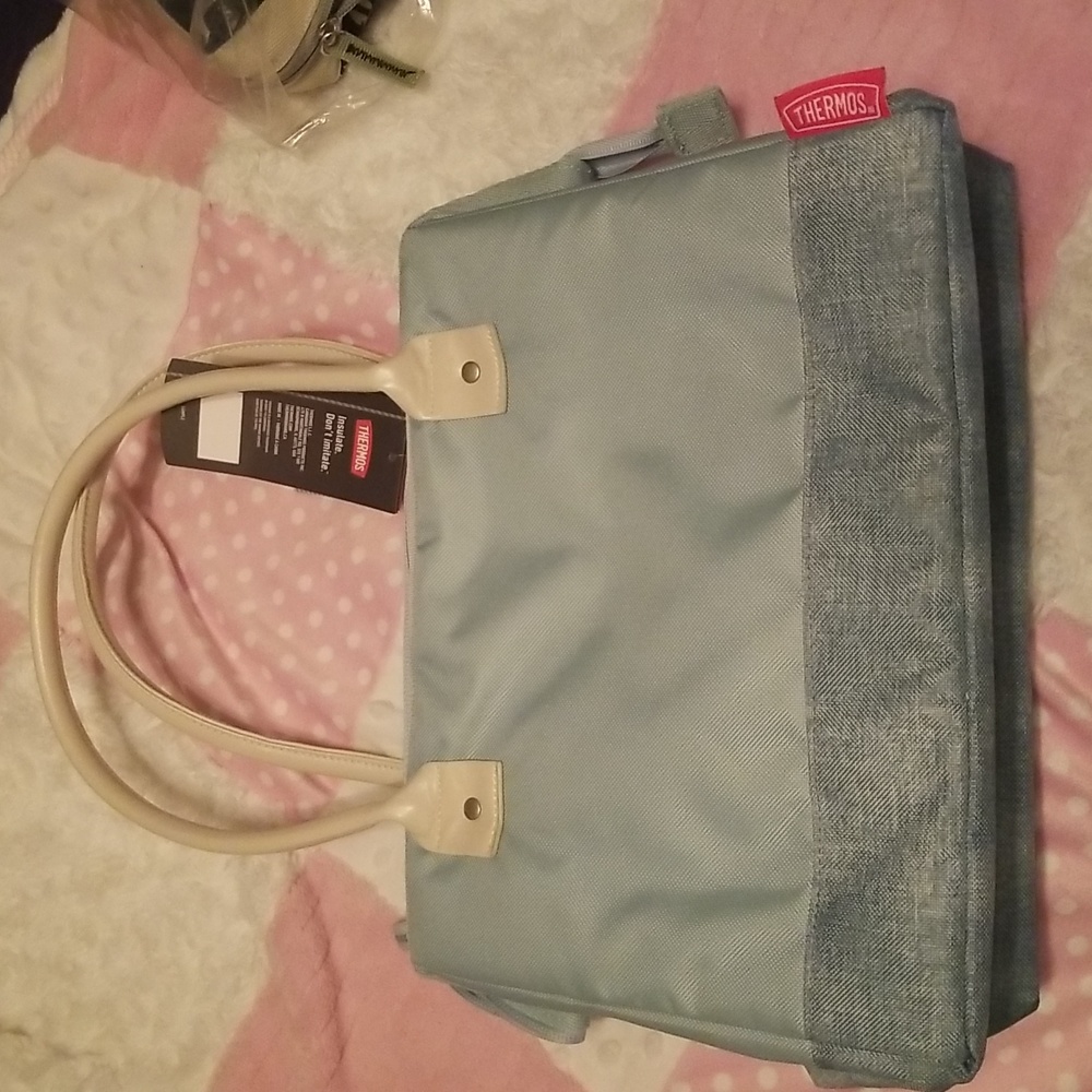 New NWT Thermos Lunchbox